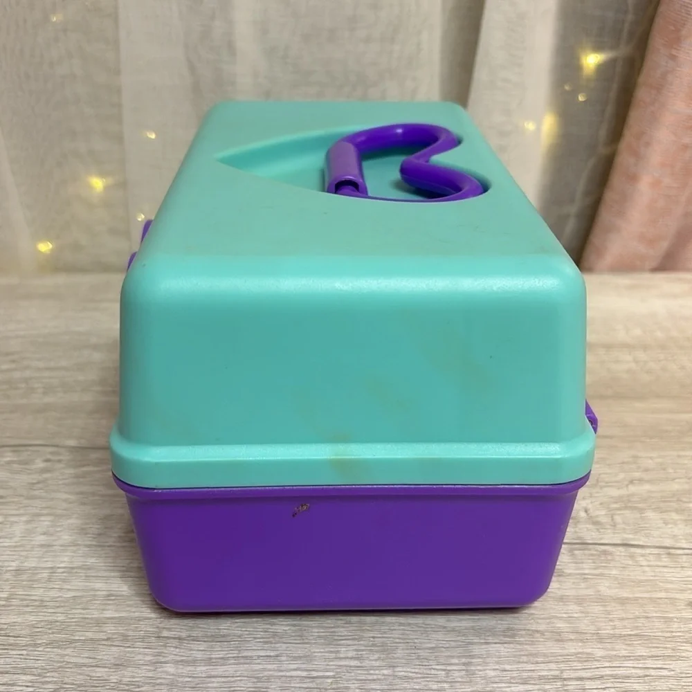 Vintage Naturally Pretty Cosmetics Case Travel Storage Jewelry Case